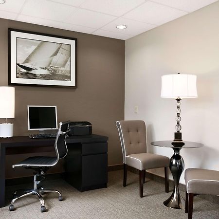מלון Super 8 By Wyndham Portland Airport מראה חיצוני תמונה